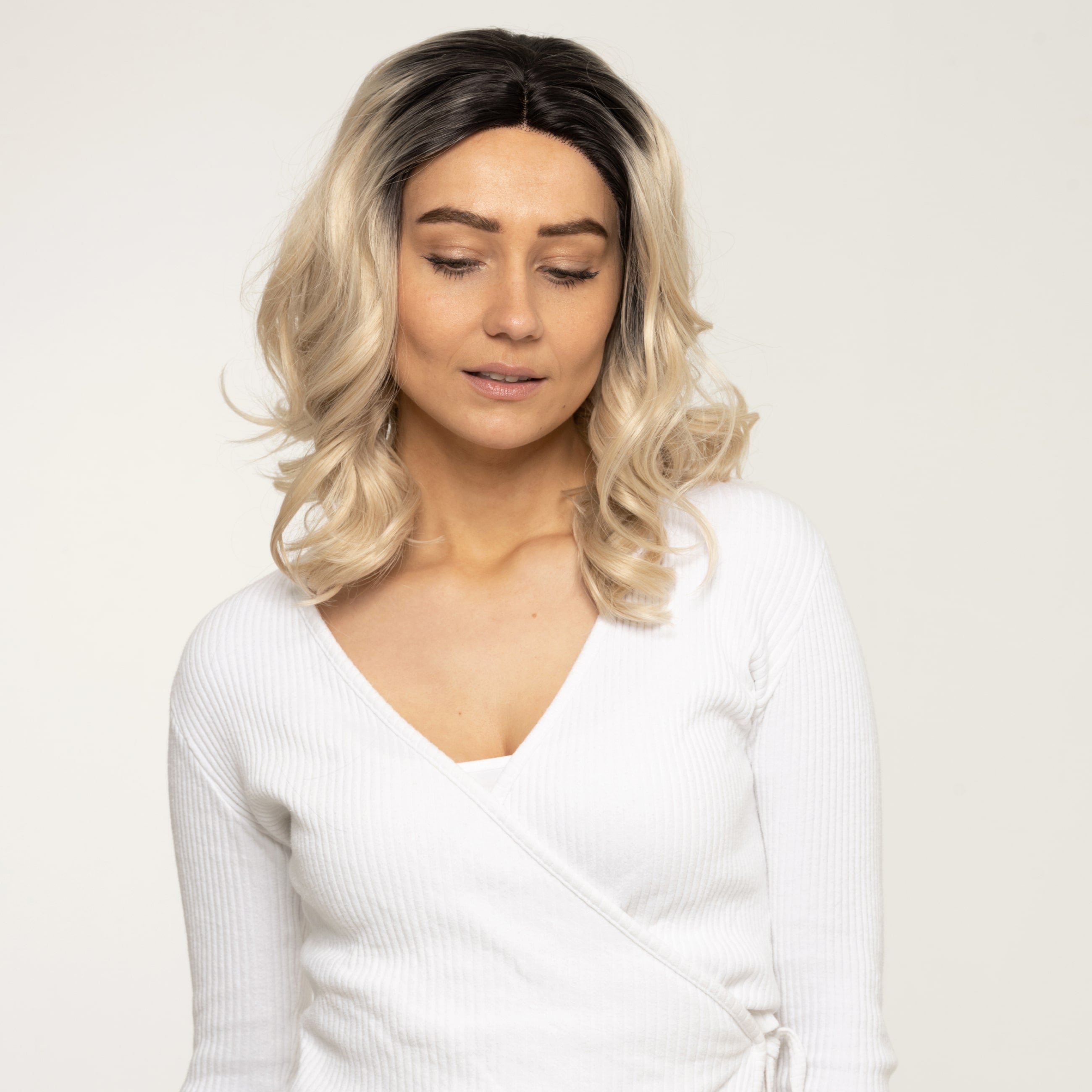 Ellie - Perücke - Kunsthaar - 35 cm