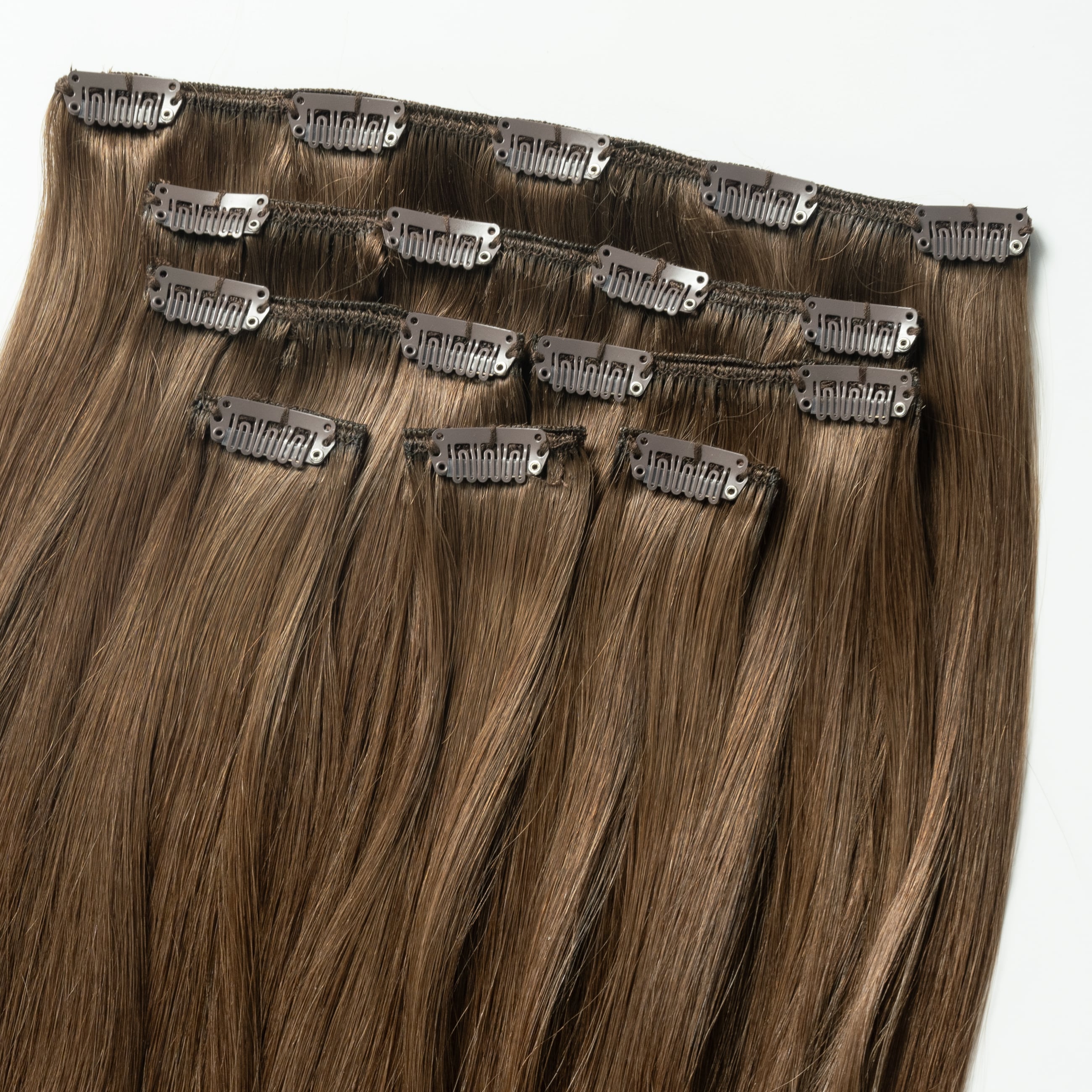 Clip in extensions - Light Chocolate Brown 2B