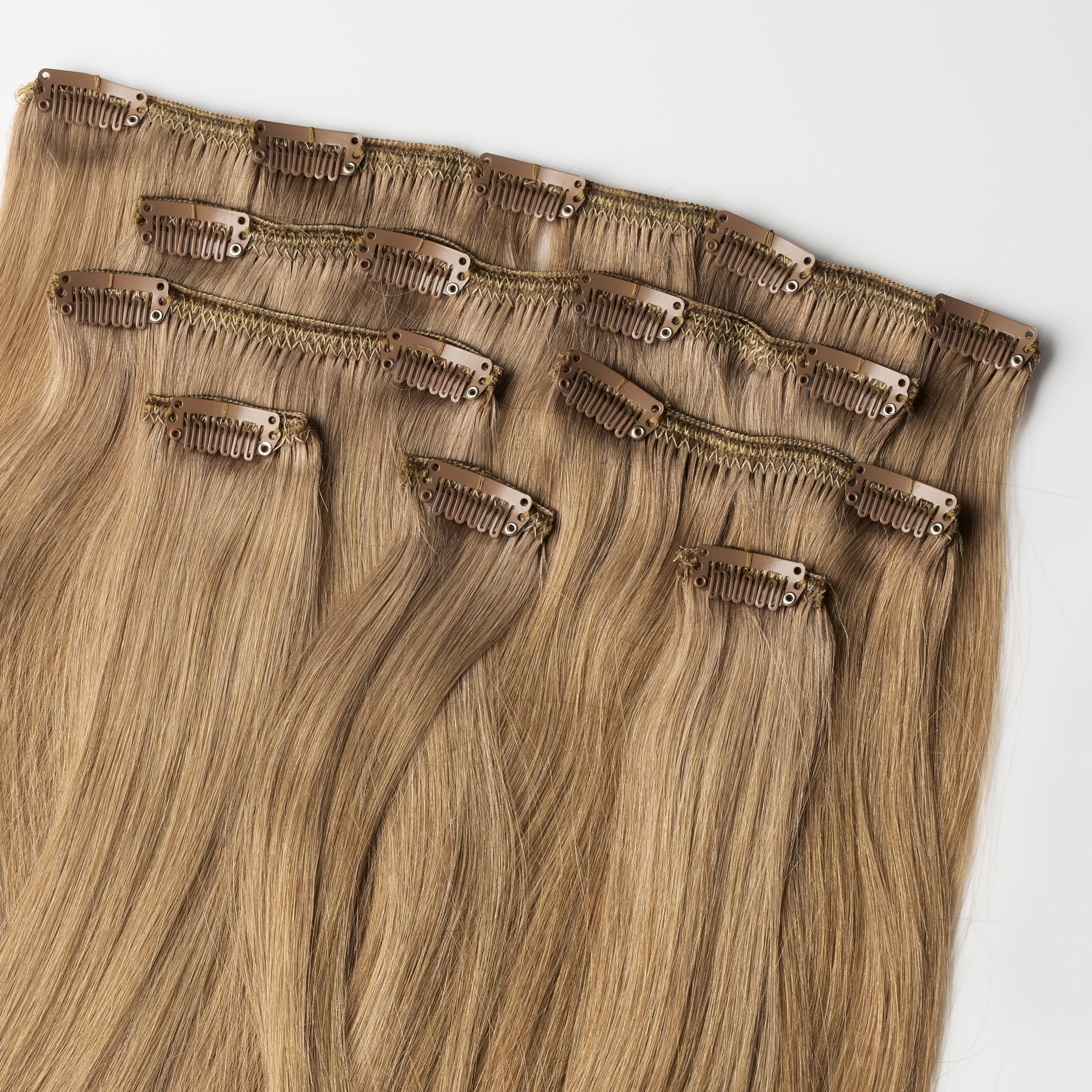 Clip in extensions - Dark Beige Blonde 12B